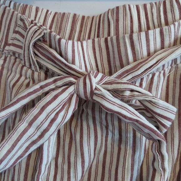 Womance/Capri Pants Sz XS/S - Picture 5 of 5